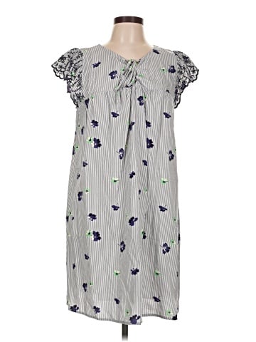 Old Navy Casual Dress (view 1)