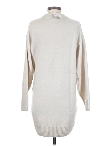 H&M Mama Turtleneck Sweater (view 2)