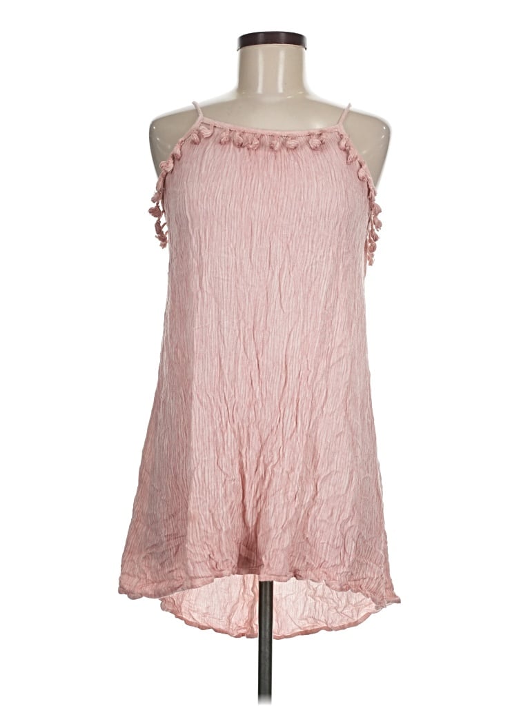 Pre-owned Francesca's Sleeveless Top Pink Halter Neckline Tops