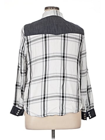 Cato Long Sleeve Button-Down Shirt (view 2)