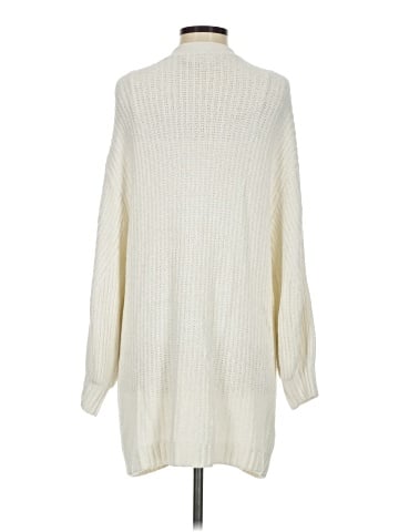 Wilfred Cardigan (view 2)