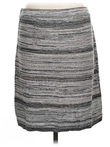 Ann Taylor LOFT Outlet Casual Skirt (view 2)