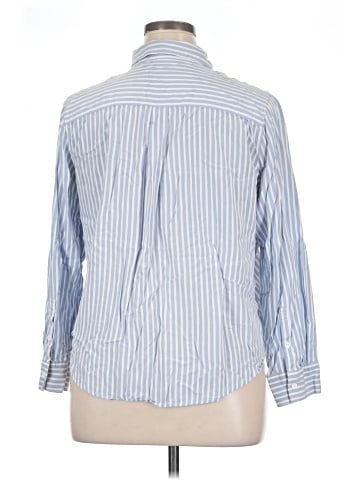 Liz Claiborne Long Sleeve Button-Down Shirt (view 2)