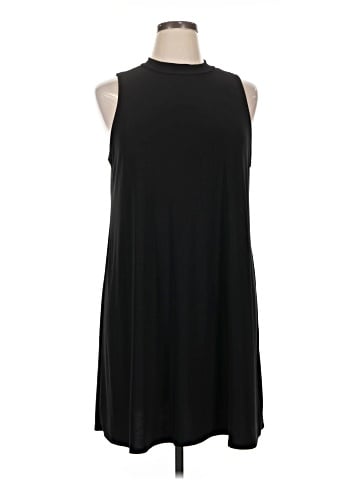 Tiana B. Casual Dress (view 1)