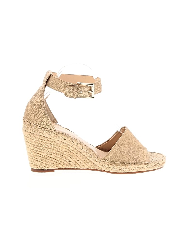 Pre-owned Vince Camuto Wedges In Tan