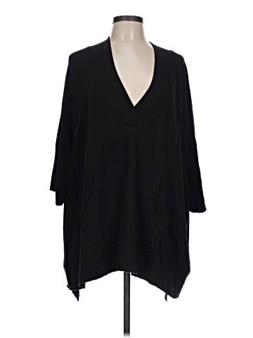 Soma Poncho (view 1)