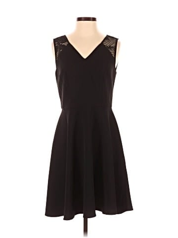 White House Black Market Cocktail Dress (view 1)