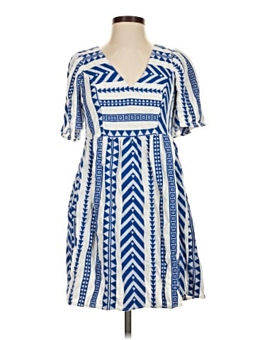 Old Navy Casual Dress (view 1)