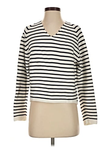 Uniqlo Pullover Sweater (view 1)