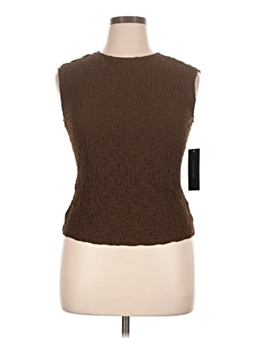 Weekend Sleeveless Top (view 1)