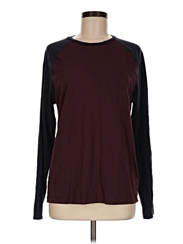 Old Navy Long Sleeve T-Shirt (view 1)