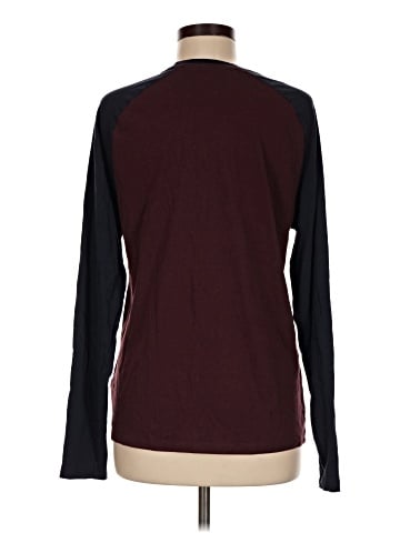 Old Navy Long Sleeve T-Shirt (view 2)