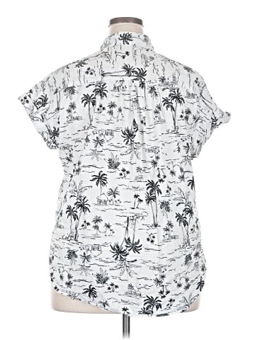 a.n.a. A New Approach Short Sleeve Blouse (view 2)