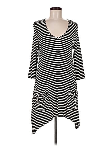 Cha Cha Vente Casual Dress (view 1)