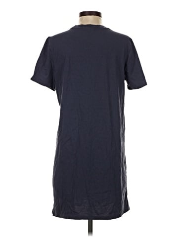 Old Navy Casual Dress (view 2)