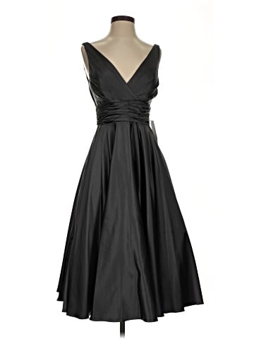 Monique Lhuillier Cocktail Dress (view 1)