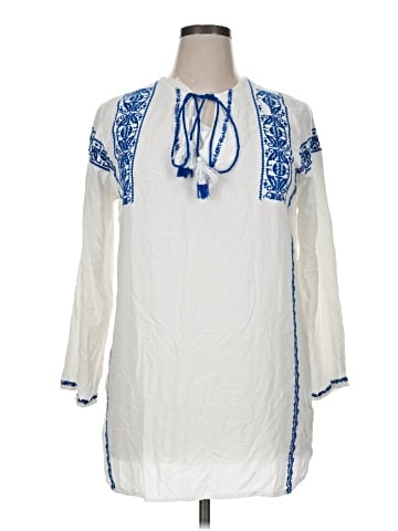 Blue Island 3/4 Sleeve Blouse (view 1)