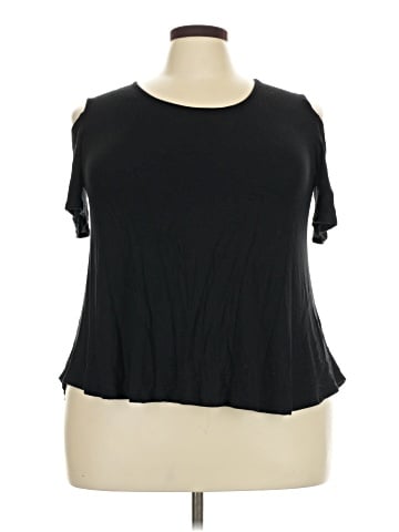 Avenue Short Sleeve T-Shirt (view 1)