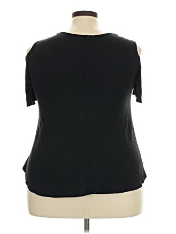 Avenue Short Sleeve T-Shirt (view 2)