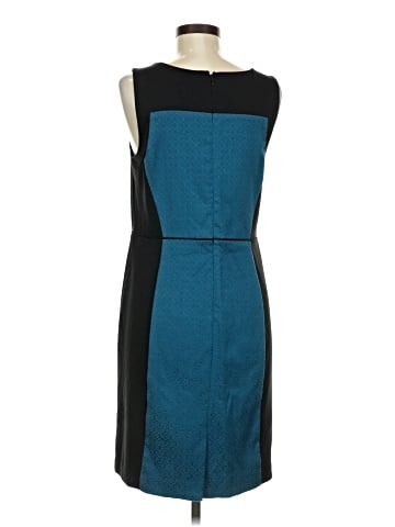 Ann Taylor LOFT Outlet Cocktail Dress (view 2)