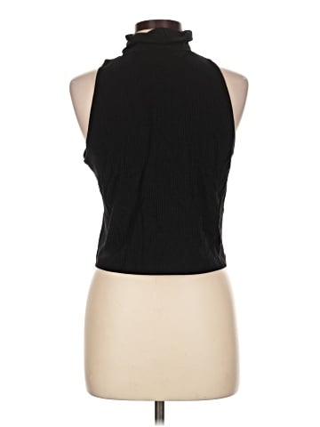 Y.A.S Sleeveless Turtleneck (view 2)