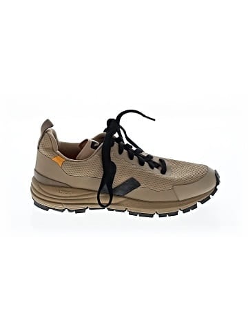 VEJA Sneakers (view 1)