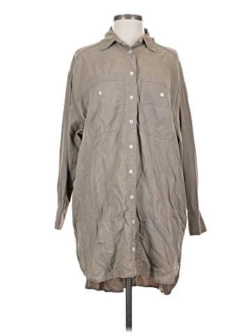 Rowan 3/4 Sleeve Button-Down Shirt (view 1)