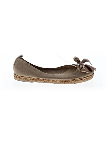Elena Solano Flats (view 1)