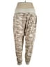 Athleta Camo Ivory Cargo Pants Size 2X - photo 2