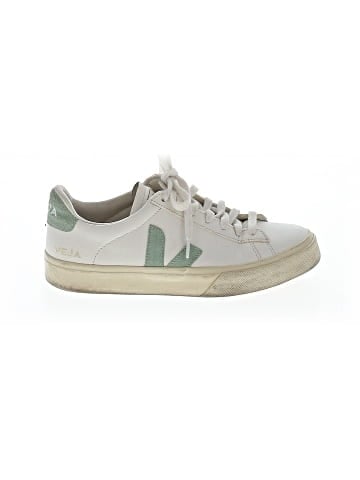 VEJA Sneakers (view 1)