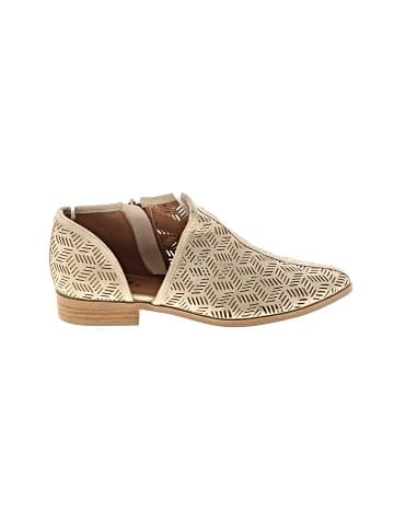 Qupid Ankle Boots (view 1)