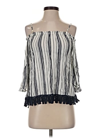 Crave Fame By Almost Famous 3/4 Sleeve Blouse (view 1)