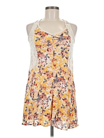 Xhilaration Sleeveless Top (view 1)