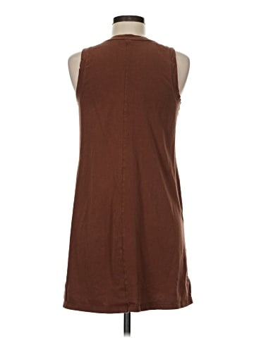 Old Navy Casual Dress (view 2)