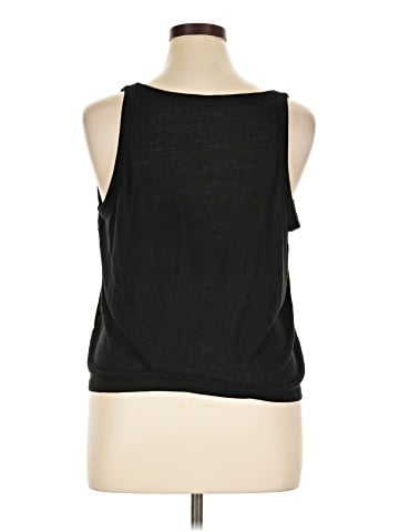 Old Navy Sleeveless T-Shirt (view 2)