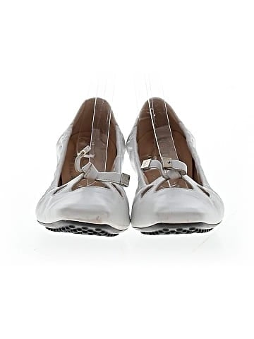 Tod's Leather Scrunch Flats (view 2)
