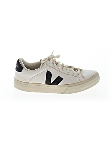 VEJA Sneakers (view 1)