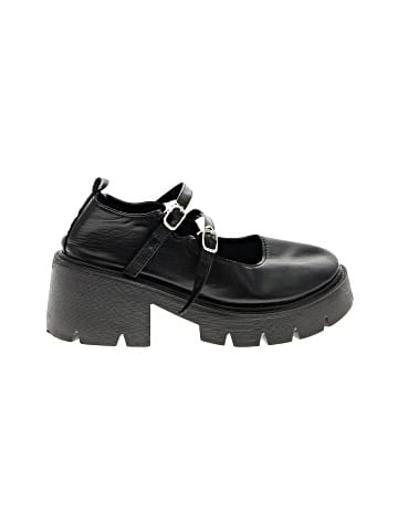 Unbranded Flats (view 1)