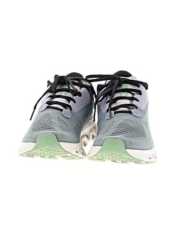 On Cloud Sneakers (view 2)