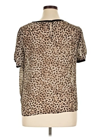 Torrid Short Sleeve Top (view 2)