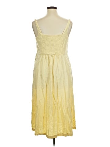 Old Navy Casual Dress (view 2)