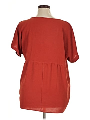 Perfectly Priscilla Short Sleeve Top (view 2)