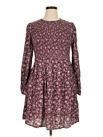 Old Navy Casual Dress (view 1)