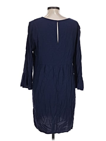 Old Navy Casual Dress (view 2)