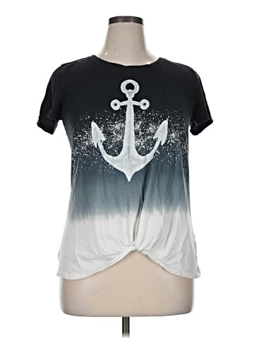 Maurices Short Sleeve T-Shirt (view 1)