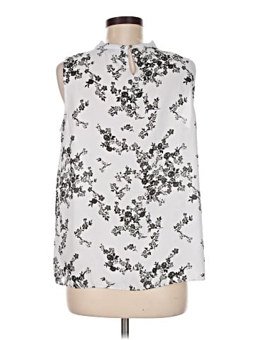 Elle Sleeveless Blouse (view 2)