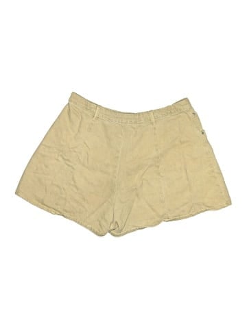 Bershka Khaki Shorts (view 2)