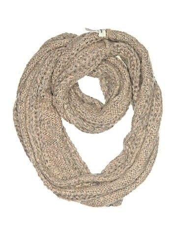 Modena Scarf (view 1)
