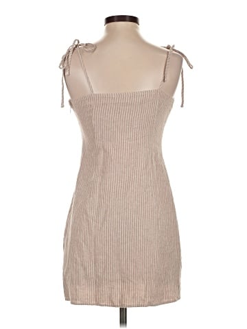 Abercrombie & Fitch Casual Dress (view 2)
