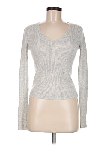 Brandy Melville Pullover Sweater (view 1)